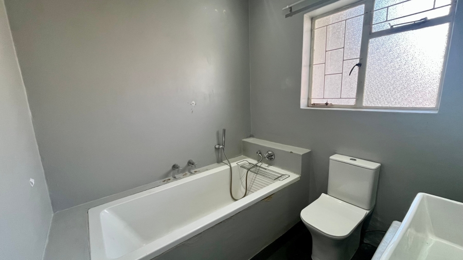 3 Bedroom Property for Sale in Flamwood North West